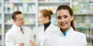 Rx for Success: Choosing the Right Pharmacy Technician School